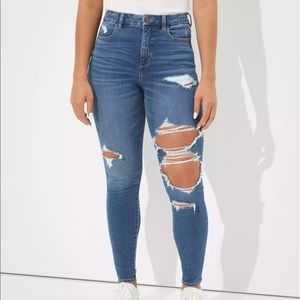 BRAND NEW American eagle curvy high waisted ripped jegging